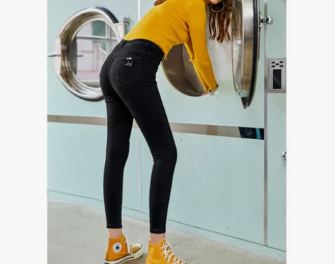 【年终盛典价】黑色高腰牛仔裤女修身显瘦显高...