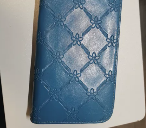 女士钱包长款，有使用痕迹，介意勿拍 29包...