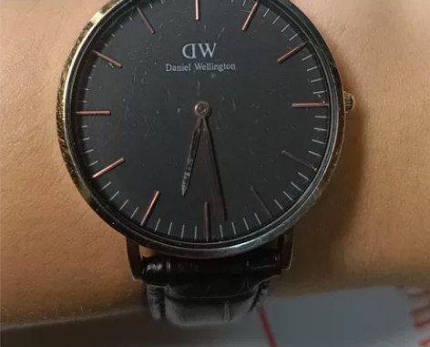DW正品手表，线下实体店960买的，带了一...