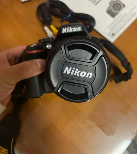 尼康单反D3300全套完好无损，送单反包！...