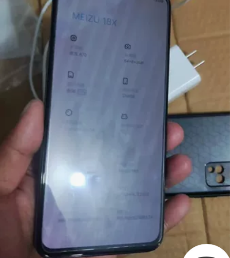 出台魅族18x刚激活几天，用不习惯，盒说齐...