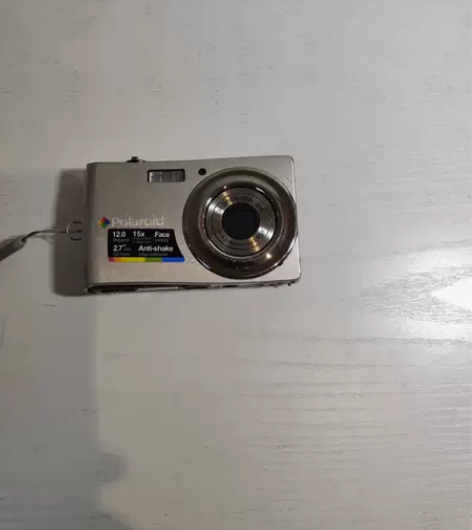 宝丽来t1234，Polaroid数码相机...