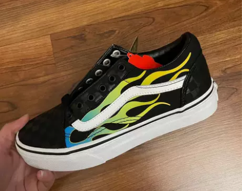 VANS 板鞋 美国买的全新，未试穿，吊牌...