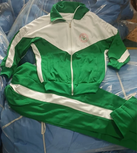 全新，葫芦岛兴工小学校服130码到180码...
