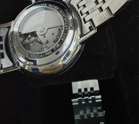 飞亚达手表，17年购买，极少使用。闲置出售...