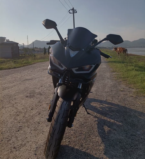 出手九成新宗申摩托车一辆，200cc，15...