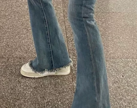 梨形身材大码高腰牛仔裤女秋冬新款胖mm遮胯...