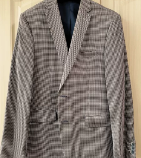 男士休闲西装,海澜之家购入,现在长胖了有啤...