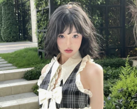 复古学院风背心上衣女性感纯欲短款显瘦小众设...