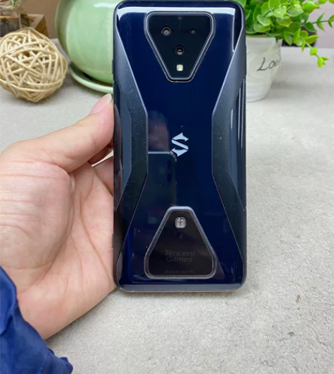 黑鲨游戏手机3 顶配版  12+256G ...