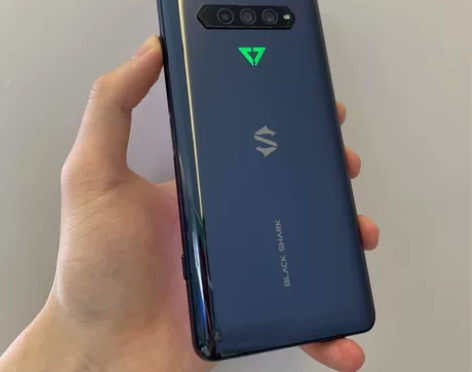 黑鲨4 pro 99新 无磕碰无拆修纯原装...