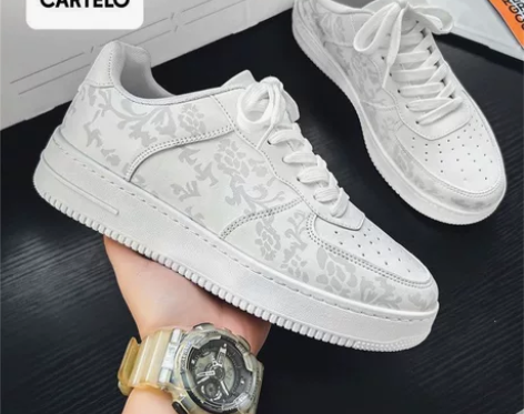 卡帝乐鳄鱼男鞋冬季新款小众德训板鞋男百搭休...