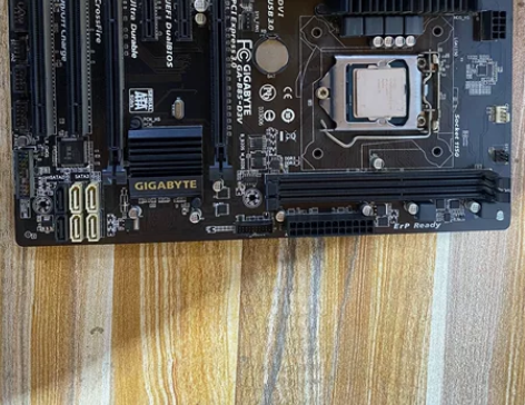 技嘉GA-B85M-D3V主板+g1840...