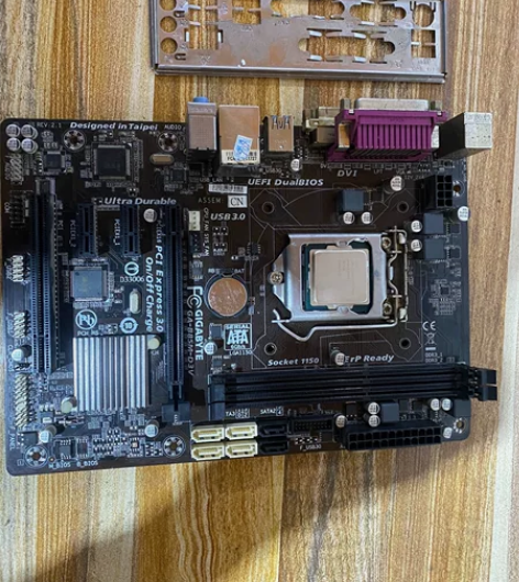 技嘉GA-B85M-D3V主板+g3240...