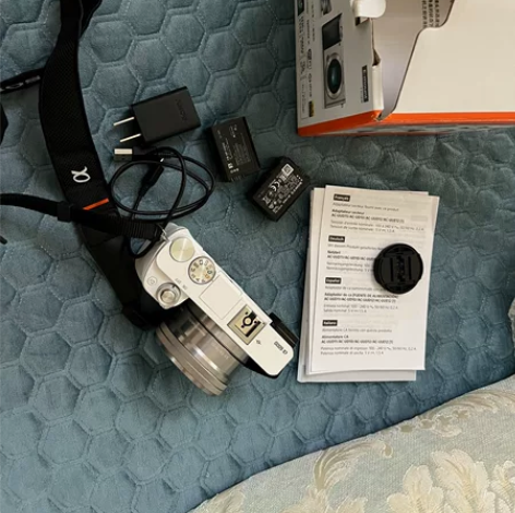 刚买三个月索尼a6000+16-50微单套...