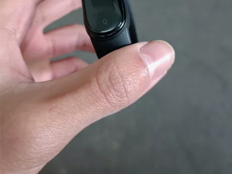 小米手环5标准版,充电器还在,功能一切正常...