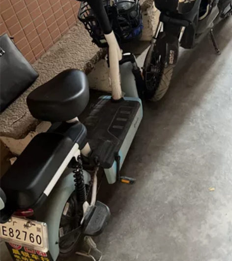台铃电动车，7月末入手，行驶证保险还在，有...