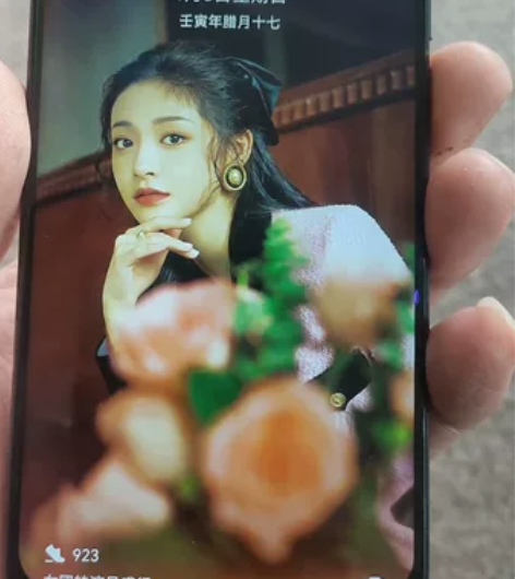 华为nova4手机，全网通8+128配置，...