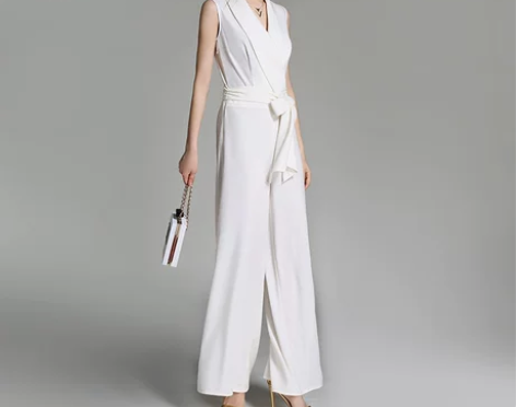 体重120高170 年会穿的两次橙唯新品高...