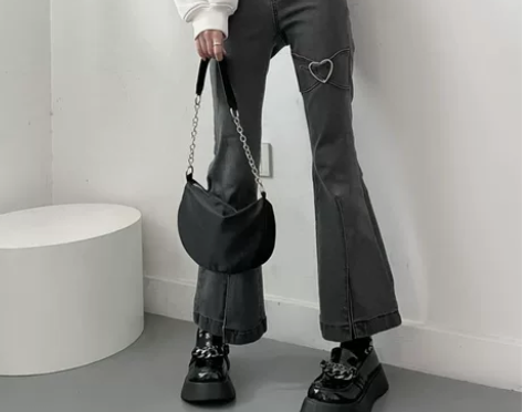 设计感小众微喇叭牛仔裤女秋冬新款辣妹高腰修...