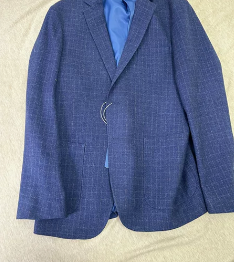 海澜之家西服,蓝色,全新未穿着,吊牌在,1...