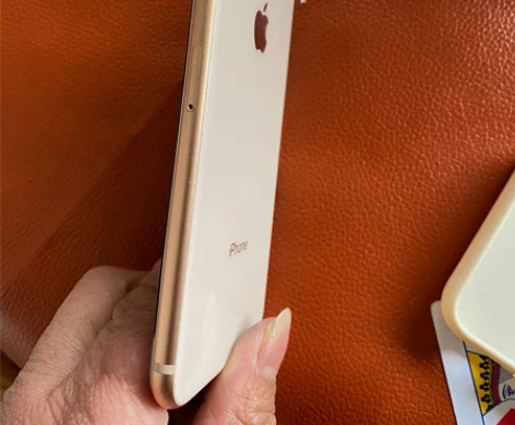 苹果8 感兴趣的话点“我想要”和我私聊吧～