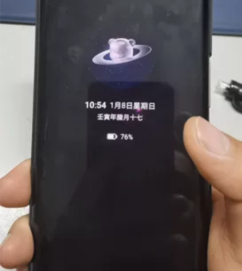 荣耀60，8＋256，9成新。自己用的一手...