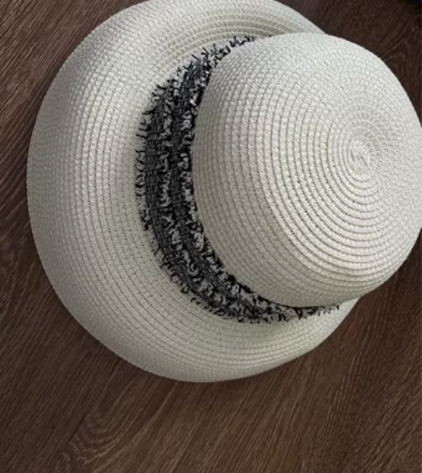 实体店入米色小香风遮阳帽   瑕疵图6  ...