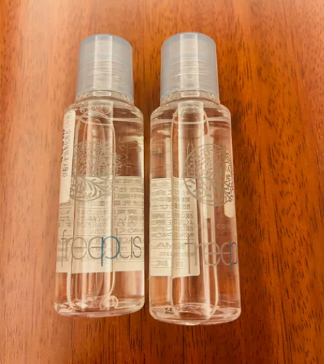 芙丽芳丝保湿修护清爽化妆水 30ml，有两...