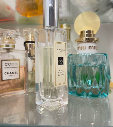 祖马龙蓝风玲香水,30ml,余量如图 感兴...