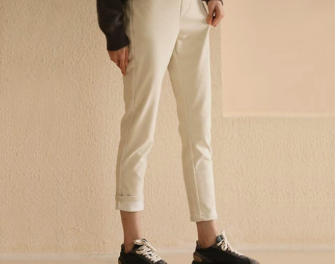 哈齿小姐21冬季显瘦百搭灯芯加绒白色全棉弹...