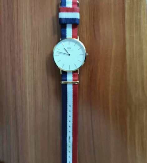 闲置dw手表，自用，过年换点打牌钱[捂脸哭...