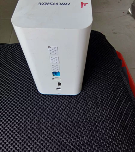 海康个人私有网盘，可手机远程。可连百度网盘...
