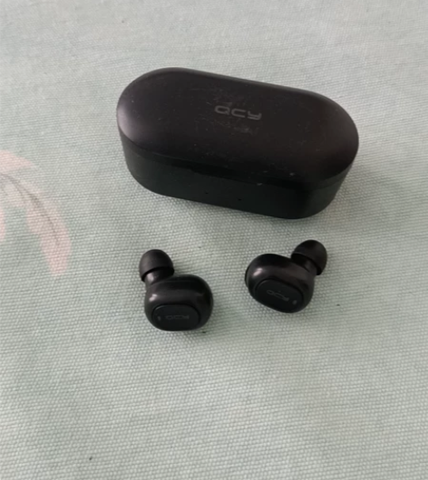 qcy t1c蓝牙耳机,正常使用没问题 外...