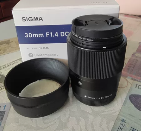 出一手自用适马30mm-F1.4大光圈佳能...
