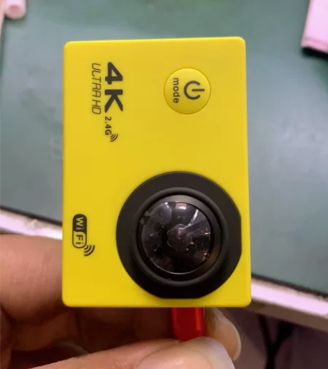 4k运动相机，可以插卡，支持无线连接，一共...