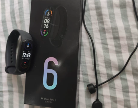 小米手环6，没有nfc 就用了两次功能很多...