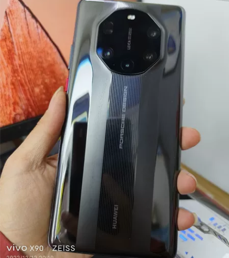 mate40保时捷版,12加256,成色完...