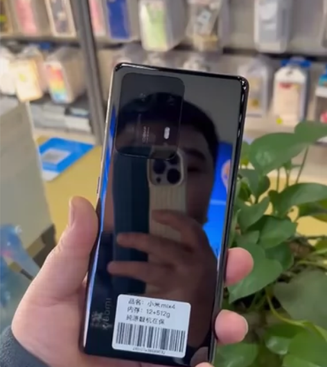 小米巅峰之作，mix4，全陶瓷机身，骁龙8...