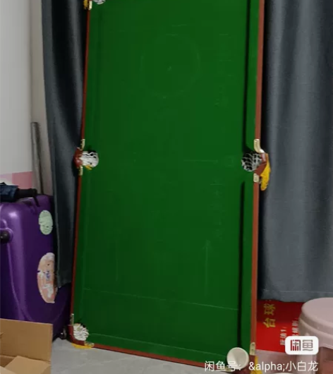 网红摆摊台球桌低价转 感兴趣的话点“我想要...