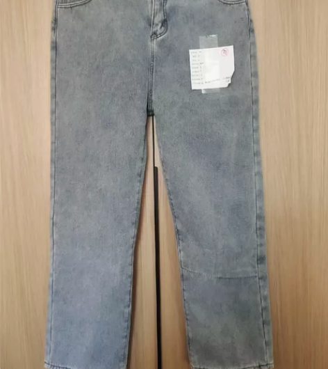 未开扣 33码加绒阔腿牛仔裤 微瑕 腰围8...