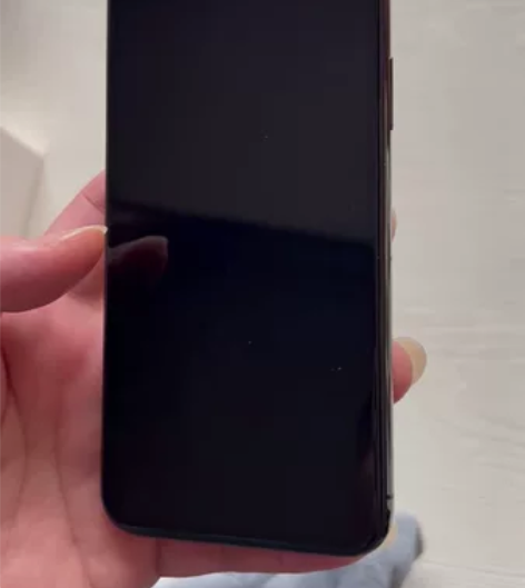 iPhone x 黑色  64G  电池7...