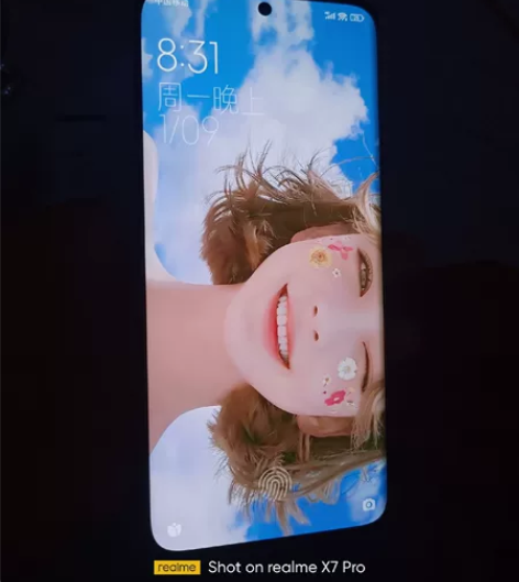 小米12 8+128的屏幕和后盖没有划痕，...