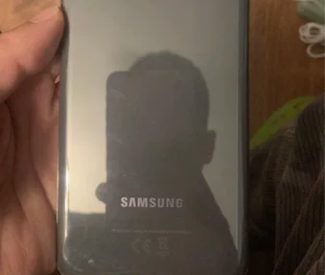 三星 s20u 欧版双卡双待已刷国航系统。...