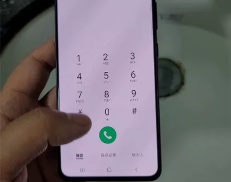 三星s21FE 黑色磨砂，6+128 高通...