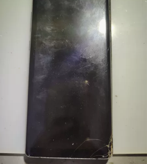 三星note8坏的，主板坏，屏幕外屏破，内...