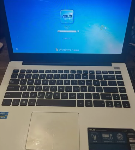 Asus/华硕 轻薄珍珠白X402C 买来...