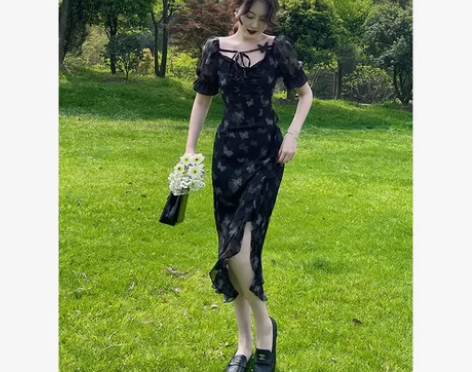 吃绿色菜 蝴蝶仙子木耳边设计 超显瘦黑色连...