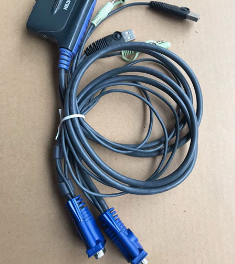 ATEN宏正CS62US鼠标键盘2口电脑共...