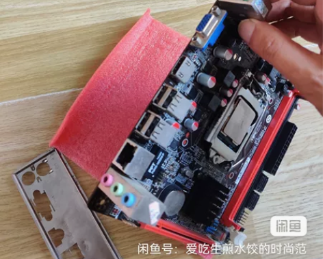 h61主板  七彩虹 17x17小板 感兴...